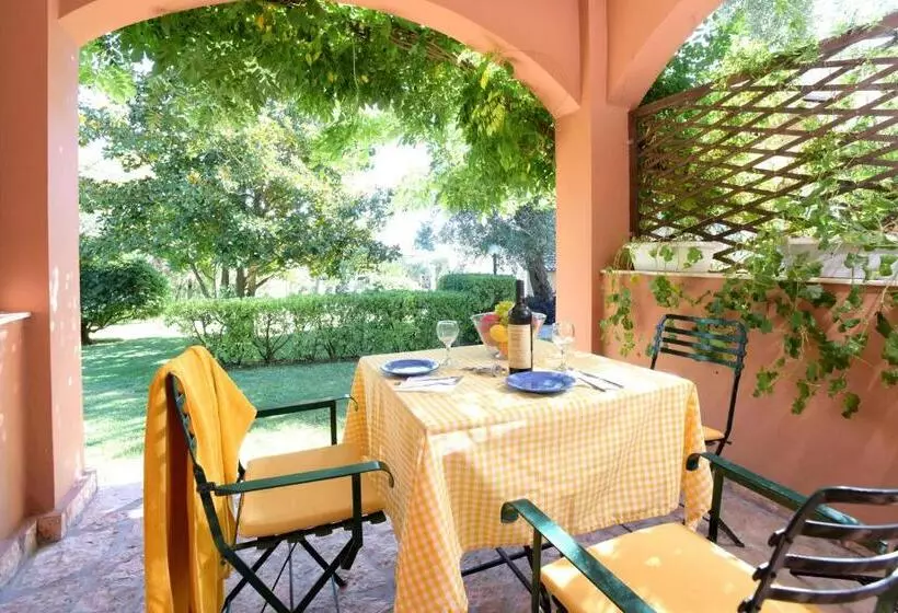 استودیوی استاندارد, Isabella Country House