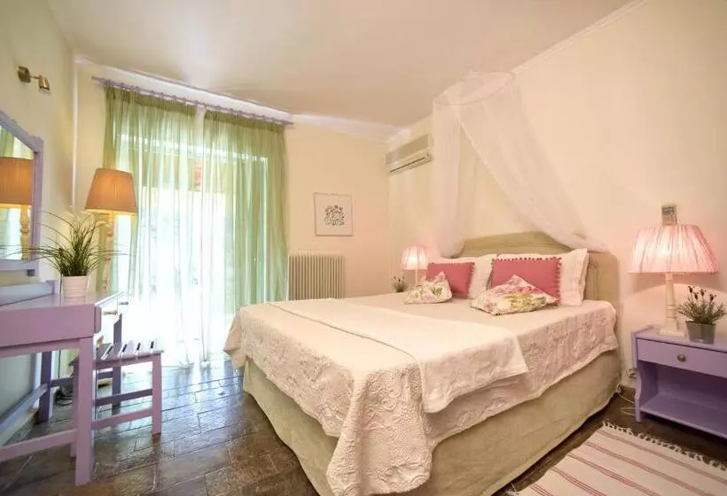 سوییت, Isabella Country House