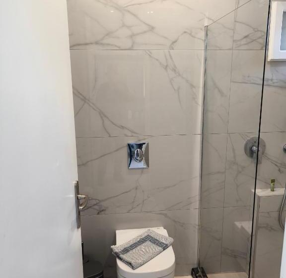 Номер Стандарт, Mary Rooms