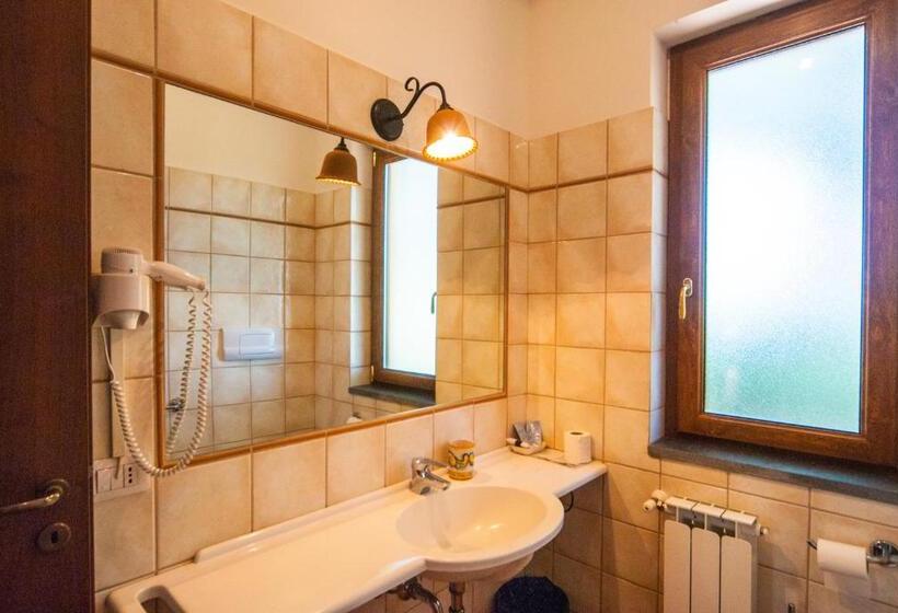 Номер Стандарт, Poggiofelice B&b