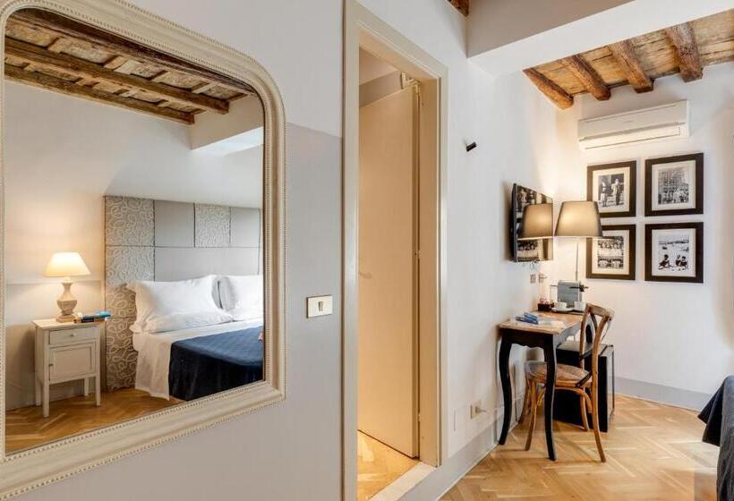 חדר סטנדרט, The Blue Hostel