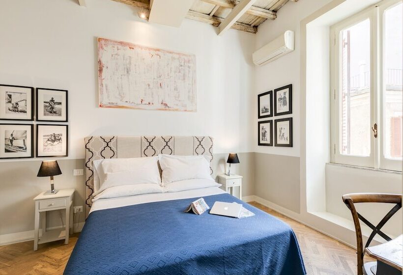 חדר סטנדרט, The Blue Hostel