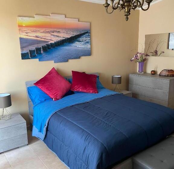 חדר משפחתי, B&b Alba