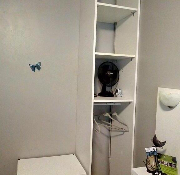 Номер Стандарт, A L Escale