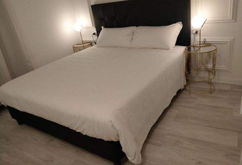 اتاق سوپریور با تخت بزرگ, Bresciantica