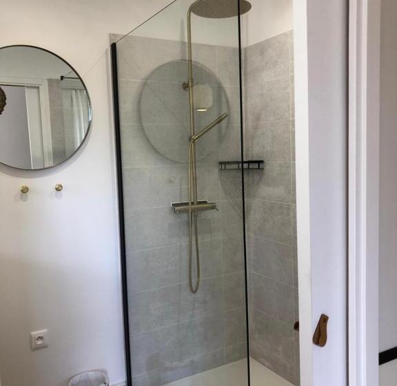 חדר סופריור, La Parenthèse