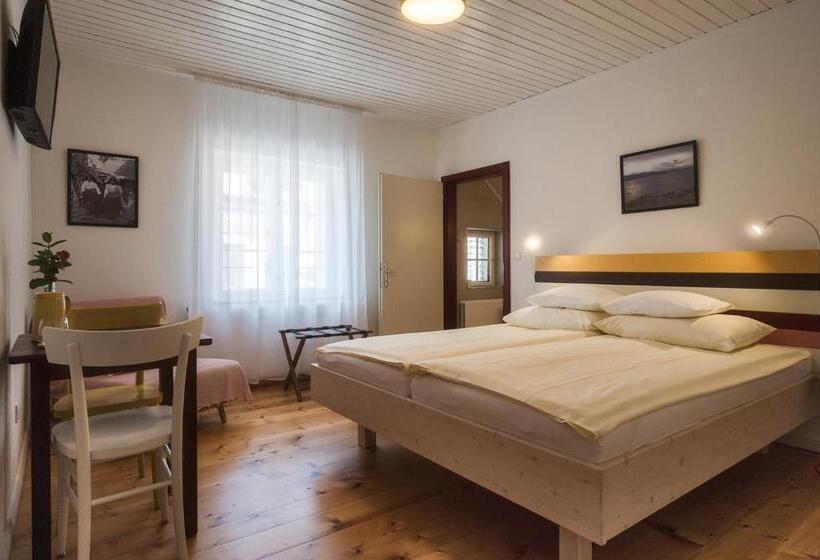 Номер Стандарт, Wanderlust Boutique Rooms