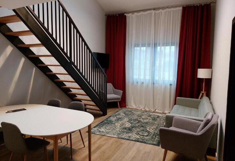 Апартаменты 1 Спальня, H11 Downtown Apartments