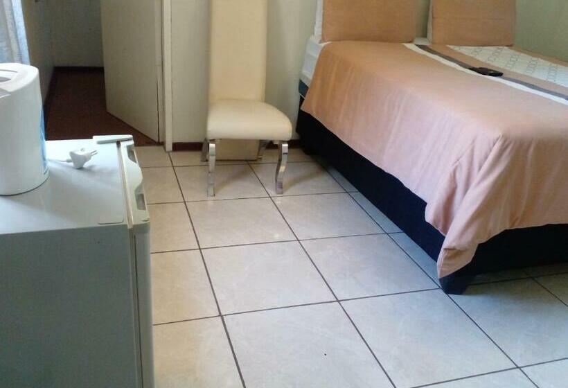 חדר משפחתי, 26 Zea Avenue Arcon Park Guest House