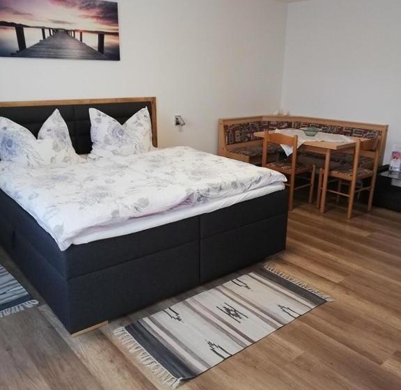 ガーデンビュースタンダードルーム, Ferienwohnung Schwarzbauer