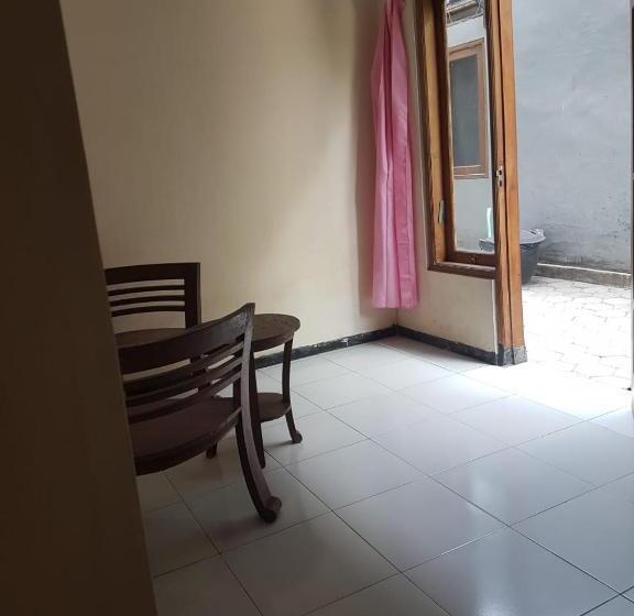 חדר סטנדרט, Selaras Kost Syariah