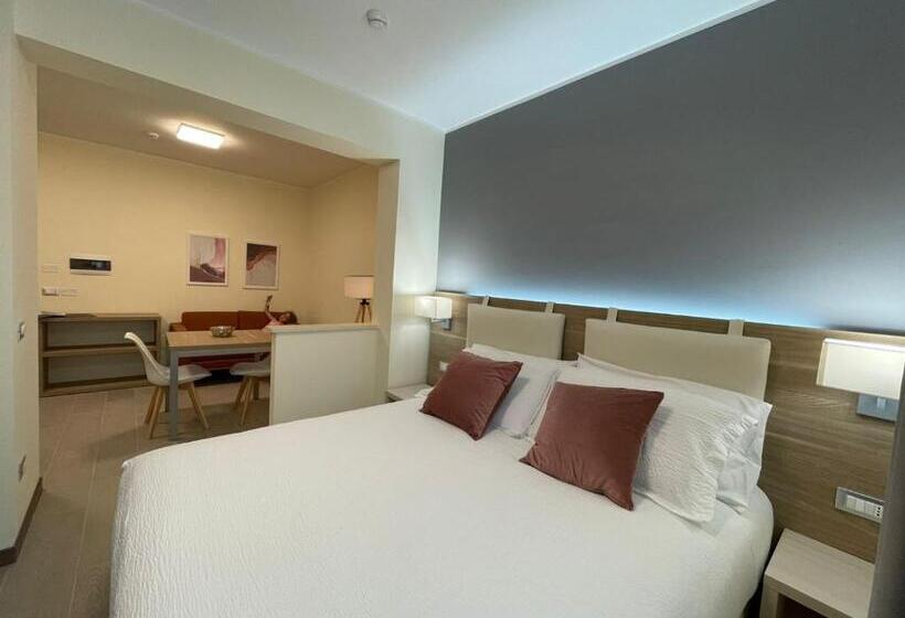 סטודיו משפחתי, Arvo Residence Sila Lorica