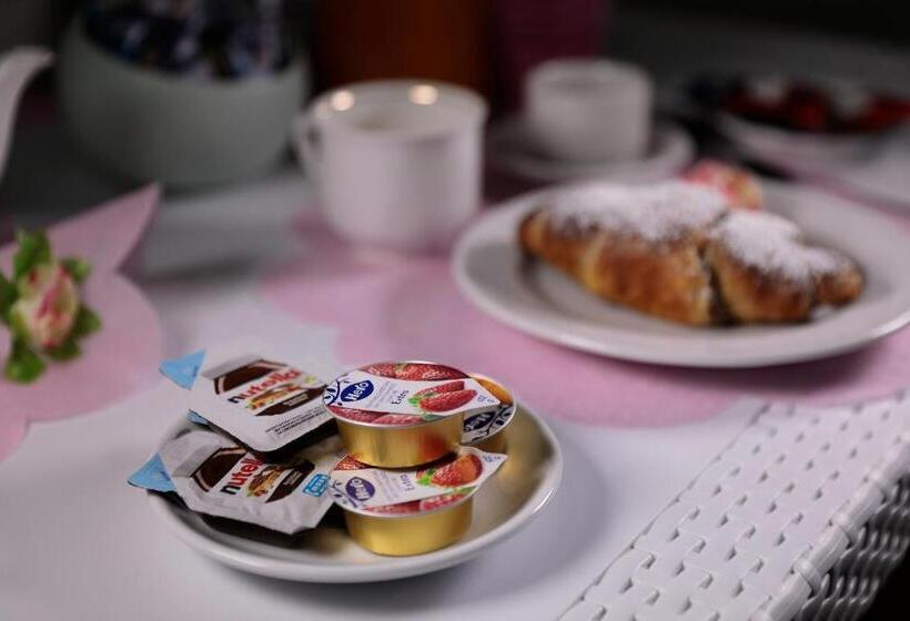 חדר סטנדרט לארבעה, B&b Il Tempone