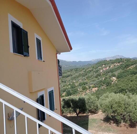 חדר סטנדרט לארבעה, B&b Il Tempone