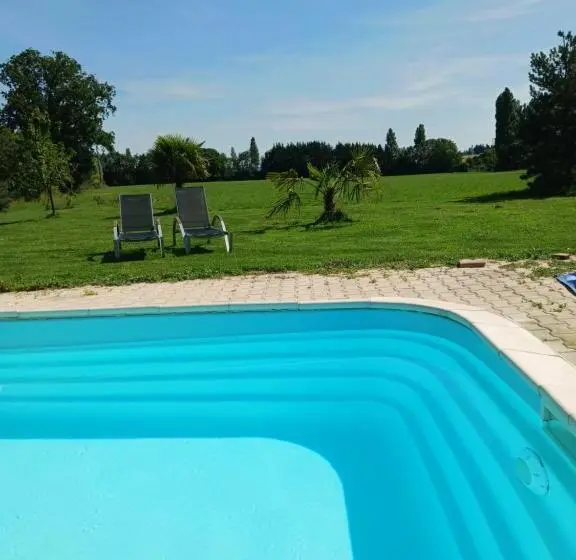 公園の見えるスタンダードルーム, Domaine Du Clos Henri