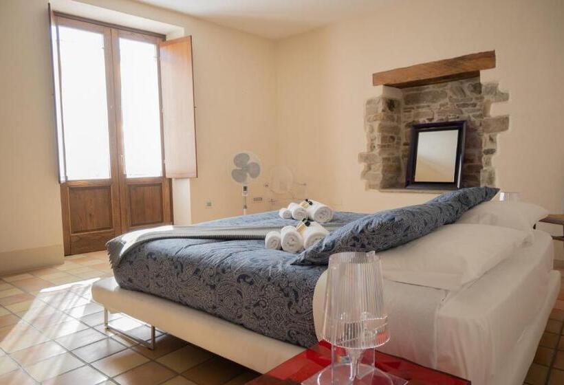 2ベッドルームアパートメント, Ercole