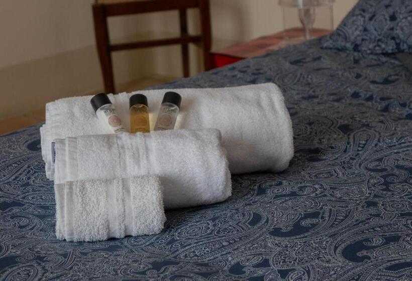 2ベッドルームアパートメント, Ercole