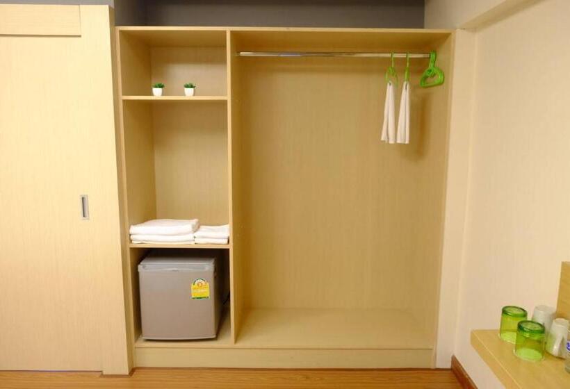 스탠다드 룸, Aileen