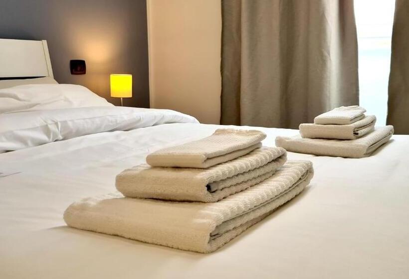 Pokój Standard Łóżko King Size, Fortuna Guest House