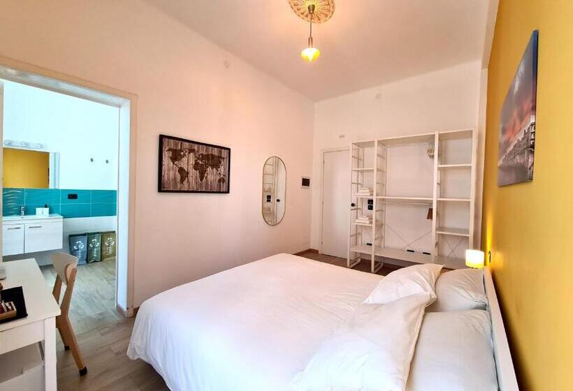 Номер Deluxe с Балконом, Fortuna Guest House