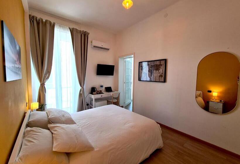 Pokój Deluxe z Balkonem, Fortuna Guest House