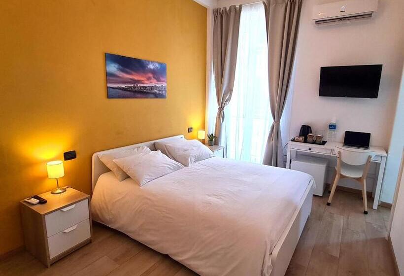 Номер Deluxe с Балконом, Fortuna Guest House
