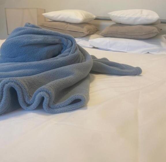 标准间, Nummer 151 Villastudios