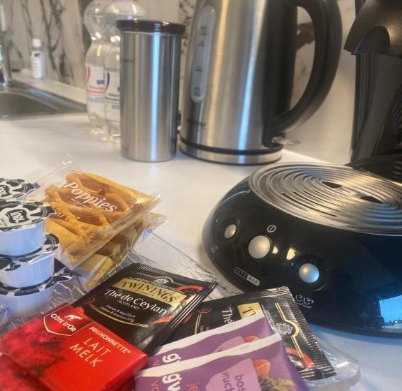 标准间, Nummer 151 Villastudios