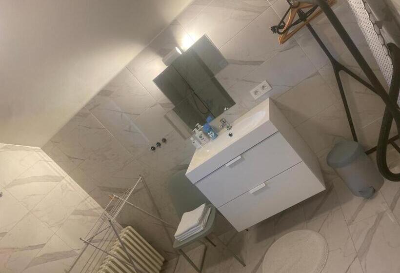 带露台的标准工作室, Nummer 151 Villastudios