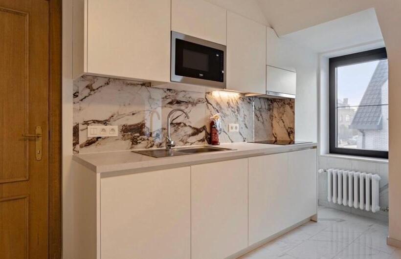 带露台的标准工作室, Nummer 151 Villastudios