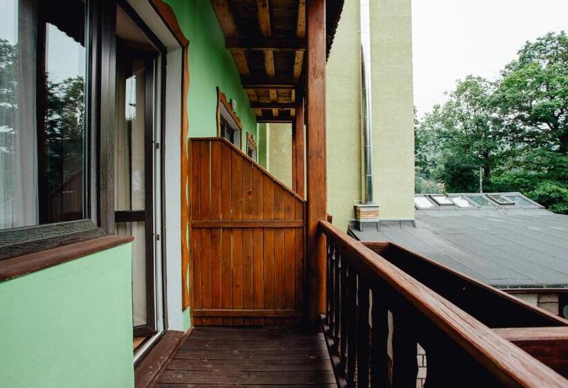 バルコニー付きスタンダードルーム, Penzión Topky