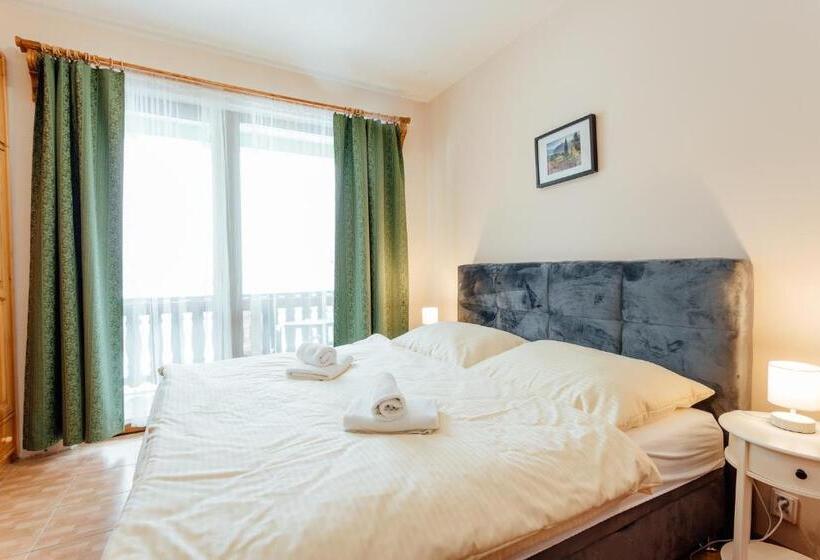 家庭间, Penzión Topky