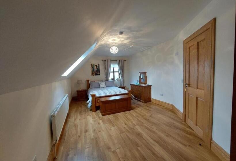 חדר דלוקס, Rinroe View In The Barony Of Erris