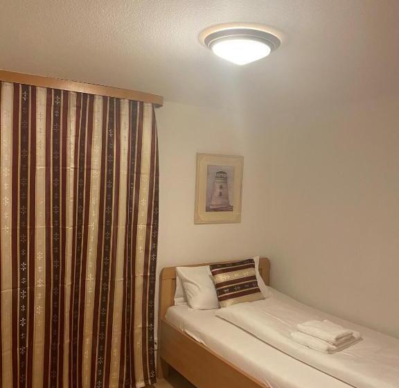 Quarto Estandar Individual, 7 Winden