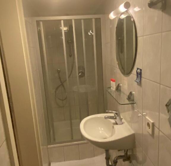 Quarto Estandar, 7 Winden