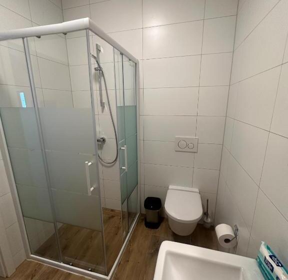 Quarto Estandar, 7 Winden