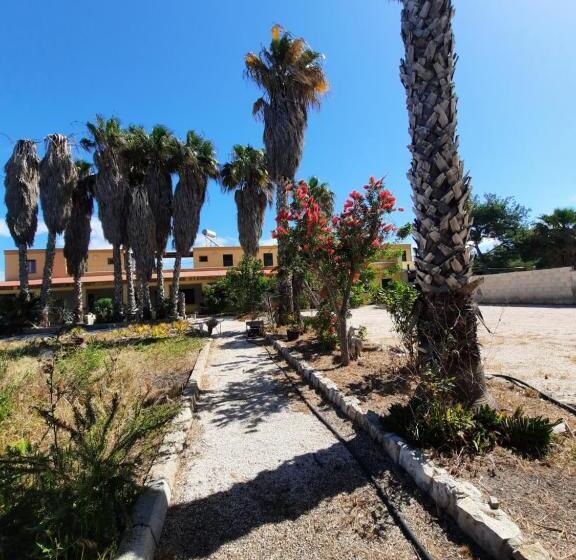 דירת שני חדרים, Home Fontanelle