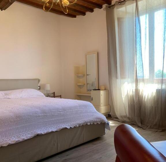 غرفة قياسية, Fonte Alle Ninfe B&b