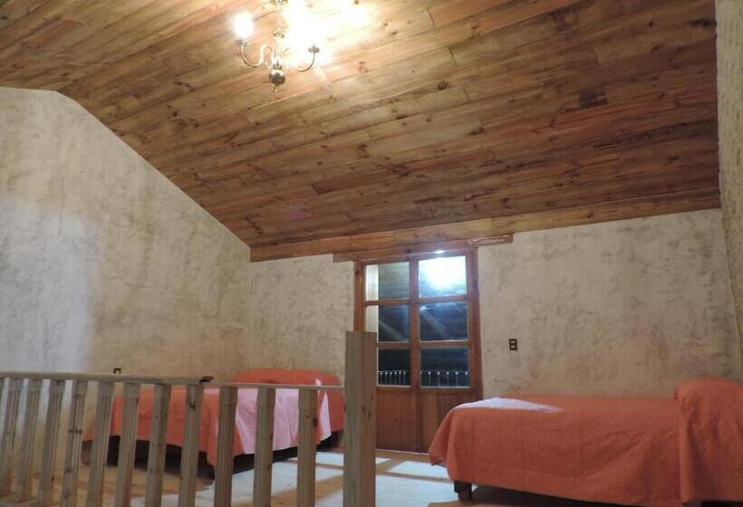 اتاق استاندارد سه تخته با بالکن, Antigua Hacienda Metepec