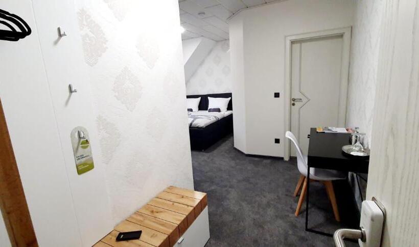 Номер Стандарт Индивидуальный, Rehkitz