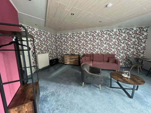 スイート, Rehkitz