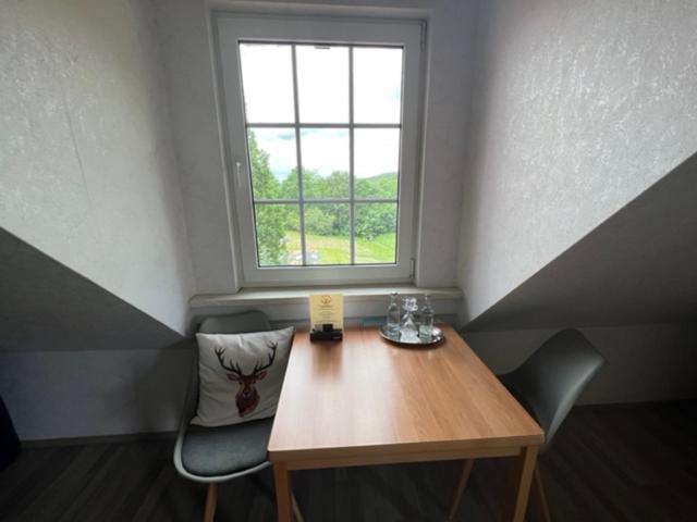 Номер Стандарт, Rehkitz