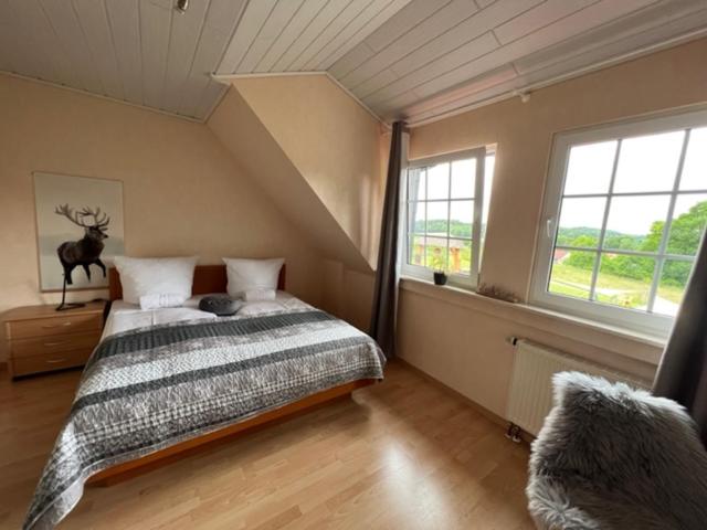 Номер Стандарт Вид на Сад, Rehkitz