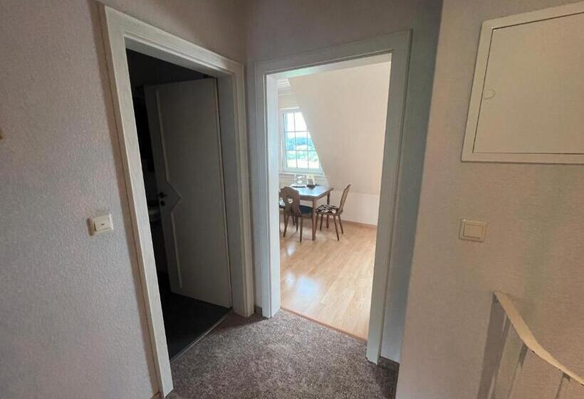 Апартаменты 1 Спальня, Rehkitz