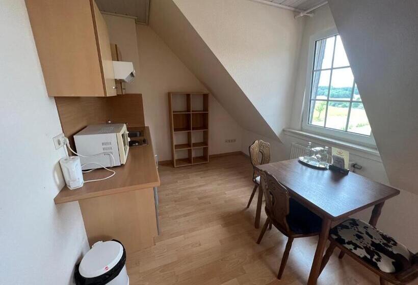 Апартаменты 1 Спальня, Rehkitz