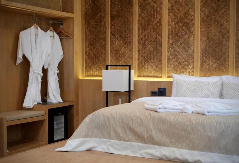 ガーデンビュースタンダードルーム, Wevari Heritage