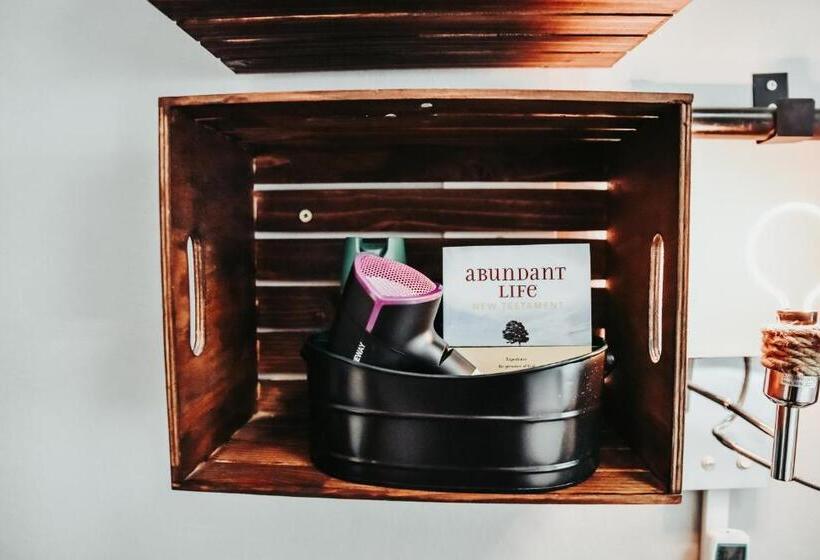 スタンダードルーム, Amaziah Guesthouse