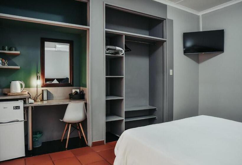 ファミリールーム, Amaziah Guesthouse