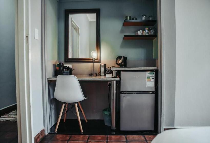 クラシックルーム, Amaziah Guesthouse