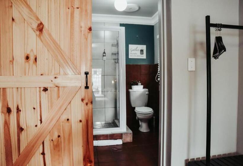 Номер Стандарт, Amaziah Guesthouse